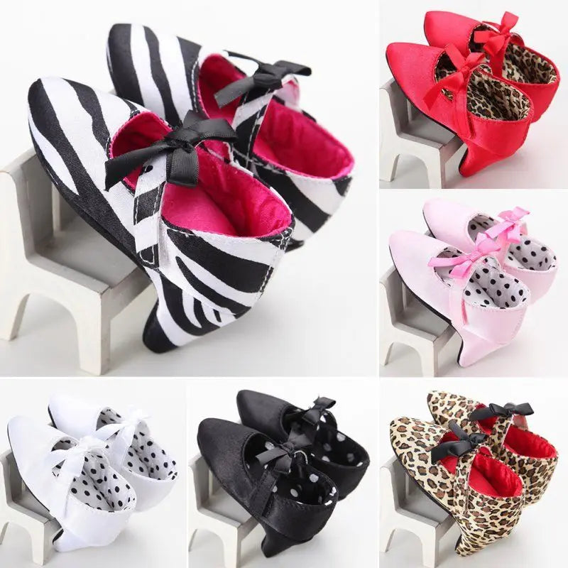 Trendy Baby Girl Shoes with High Heels for Photoshoots, Princess-like Design with Bowknot Detail, Suitable for Crib Wear, Recommended for 0-12M