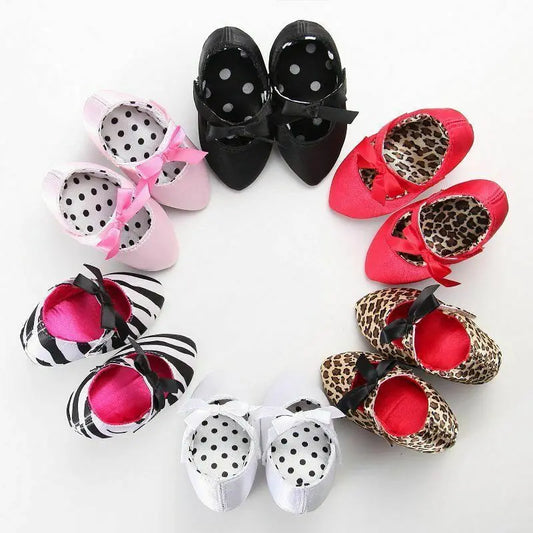 Trendy Baby Girl Shoes with High Heels for Photoshoots, Princess-like Design with Bowknot Detail, Suitable for Crib Wear, Recommended for 0-12M