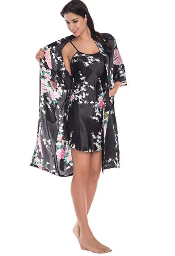 Women's summer mini kimono robe in fashionable style, made of comfortable rayon fabric. This versatile garment can be worn as a bath gown, yukata, nightgown, or sleepwear. Available in sizes M to XL.