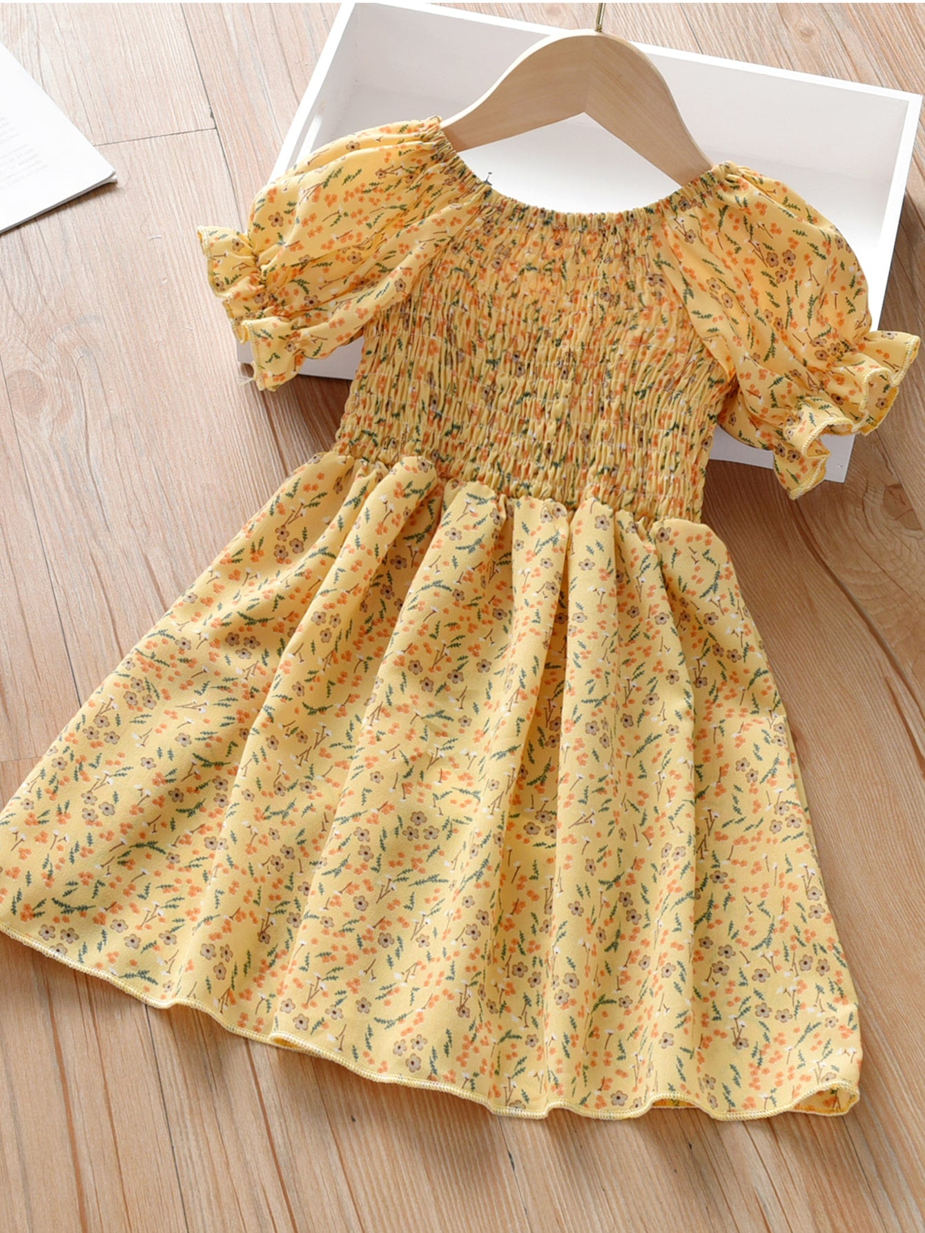 Ditsy Floral Print Puff Sleeve Dress for Young Girls