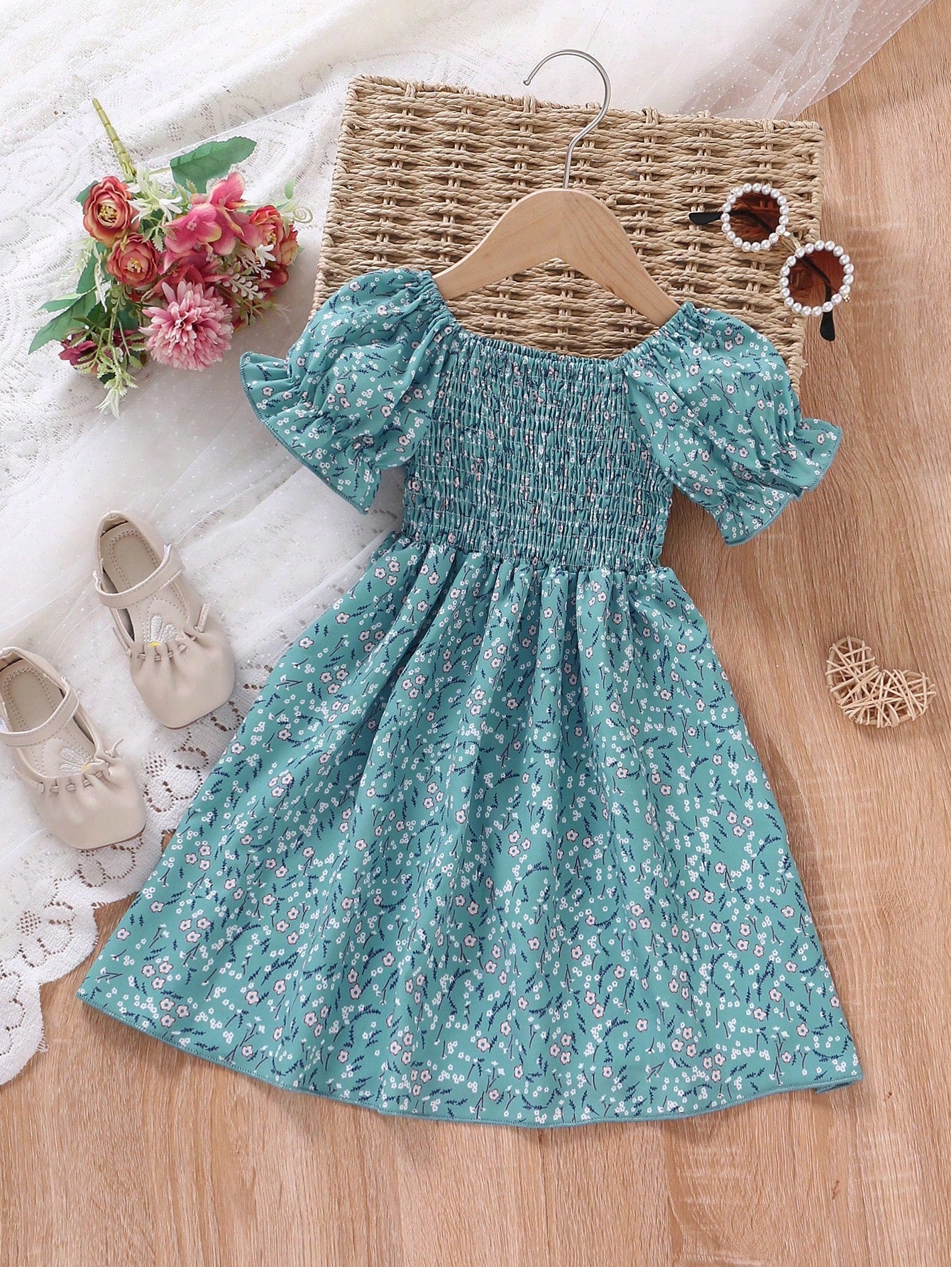 Ditsy Floral Print Puff Sleeve Dress for Young Girls