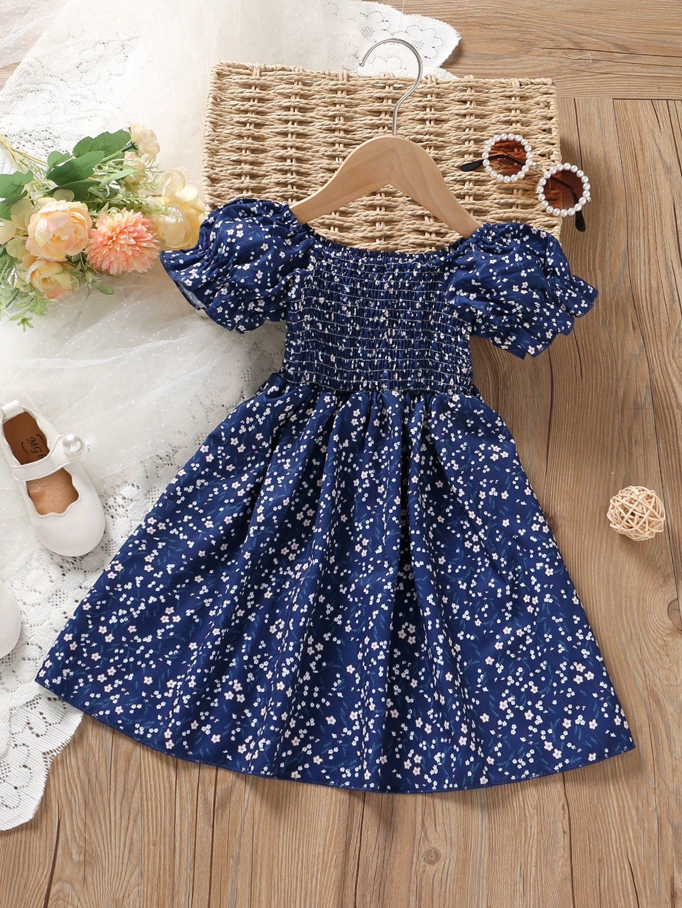 Ditsy Floral Print Puff Sleeve Dress for Young Girls