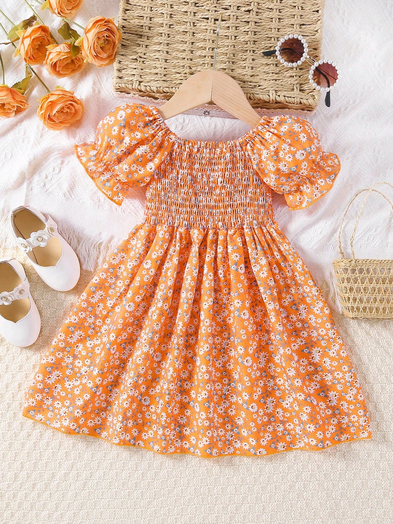 Ditsy Floral Print Puff Sleeve Dress for Young Girls