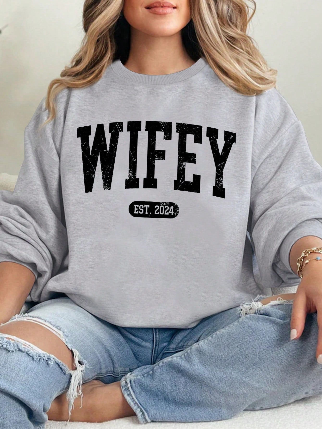 Crew Neck Sweatshirt for Women with Printed Letters