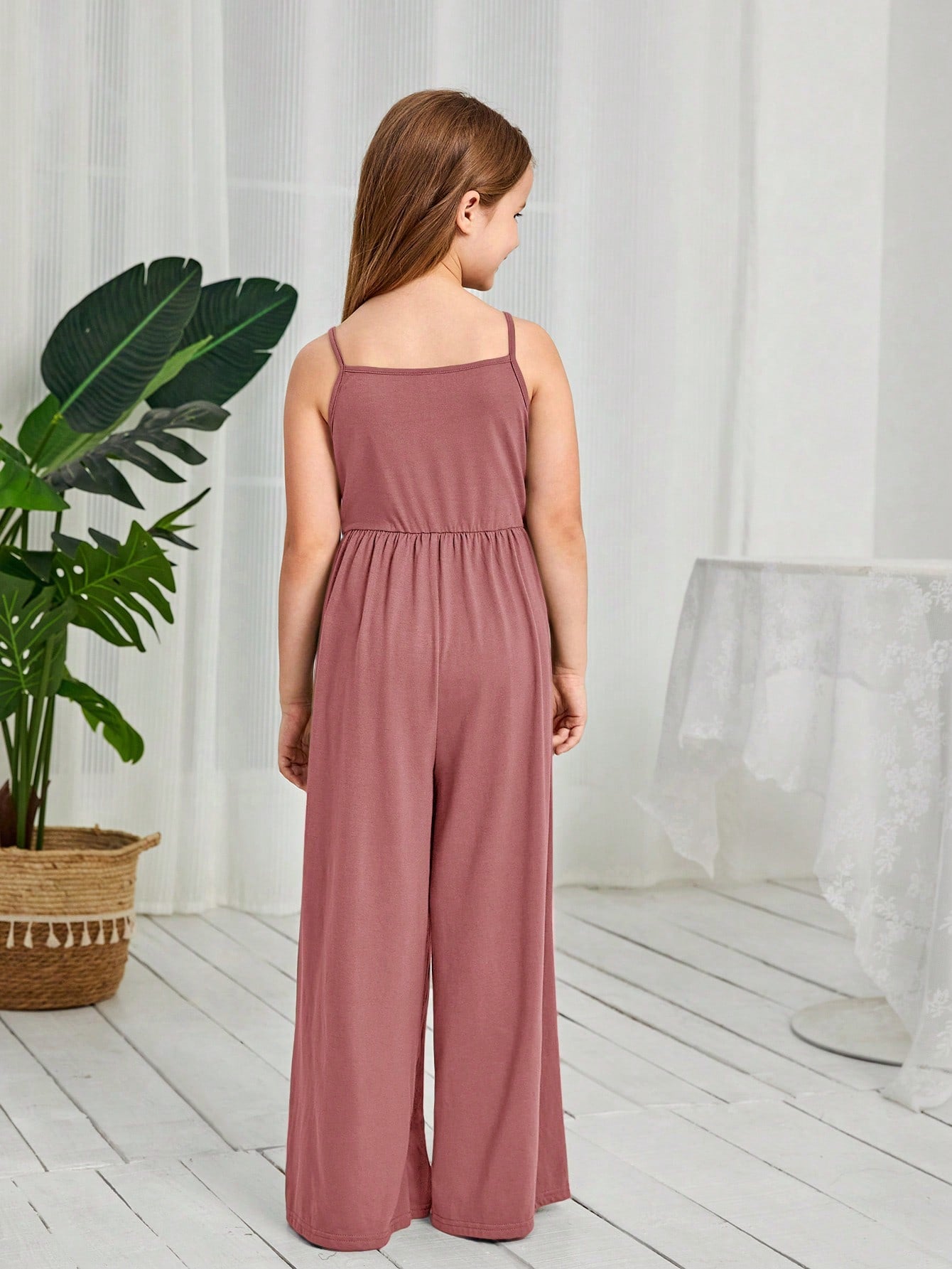 Simple and Stylish Cami Jumpsuit in Solid Color for Tween Girls, Featuring Wide-Leg Design and Sleeveless Top