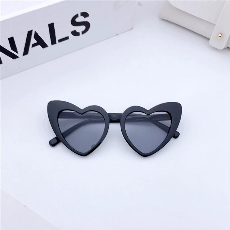 Kids Fashion Heart Design Sunglasses Toddler Baby Girls Boy Children Outdoor Anti-Uv Sun Glasses Photography Accessories