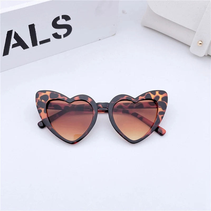 Kids Fashion Heart Design Sunglasses Toddler Baby Girls Boy Children Outdoor Anti-Uv Sun Glasses Photography Accessories